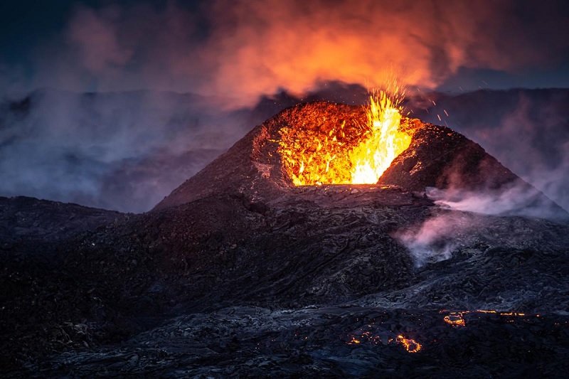 Take a Look at Volcano Exploration Sites in all Parts of The World 